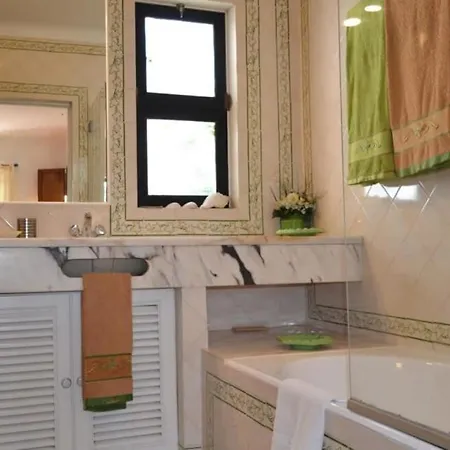 Nyaraló Pinhal- Beautiful Located In Quiet Area *