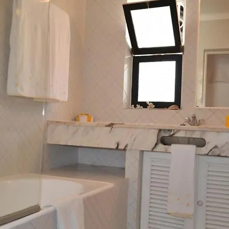 Pinhal- Beautiful Located In Quiet Area *