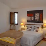Pinhal- Beautiful Located In Quiet Area * Quarteira
