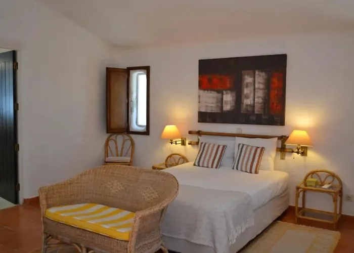 Pinhal- Beautiful Located In Quiet Area * Quarteira